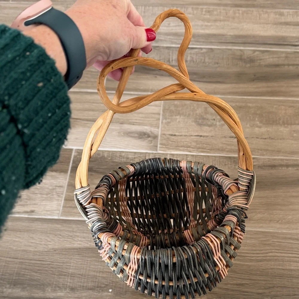 Twisted Branch handle Buttock Basket